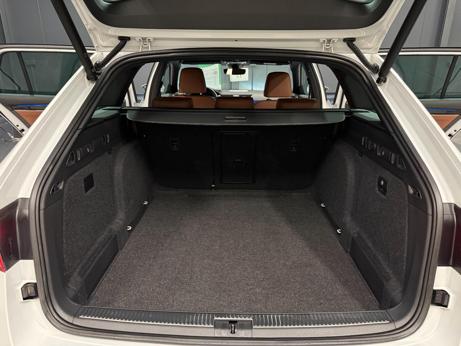 Skoda Superb Combi L&K *19Zoll*LEDER/Braun*SitzKlima*, миниатюра 30