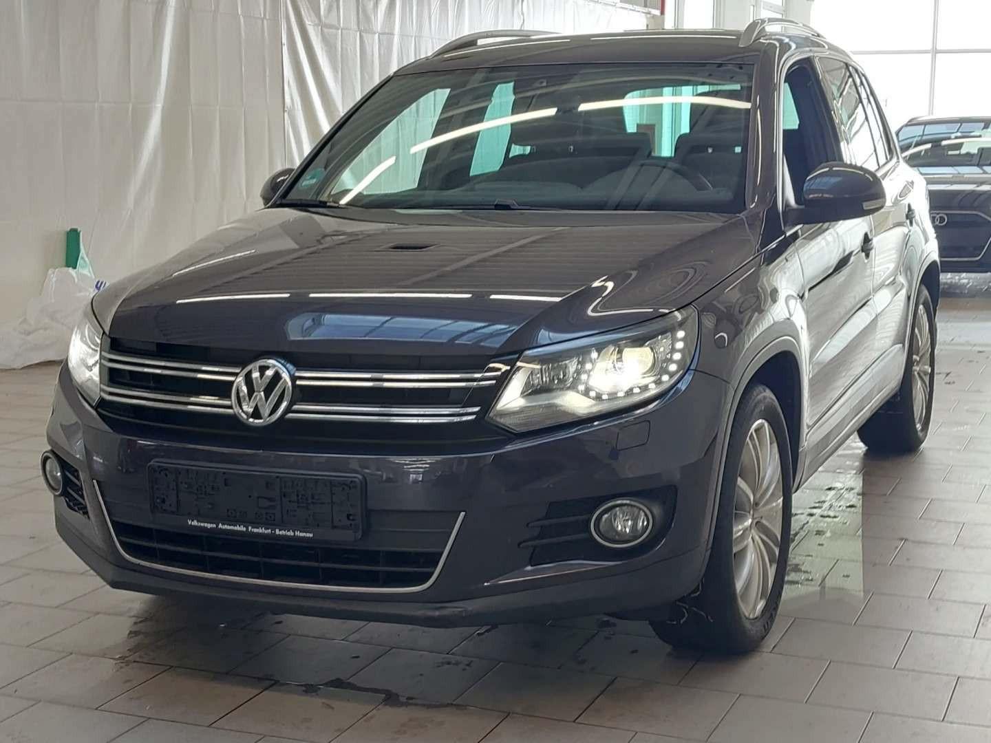 Volkswagen Tiguan Lounge Sport & Style BMT