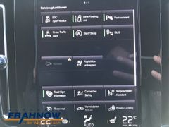 Foto Nummer 20: VOLVO XC 40