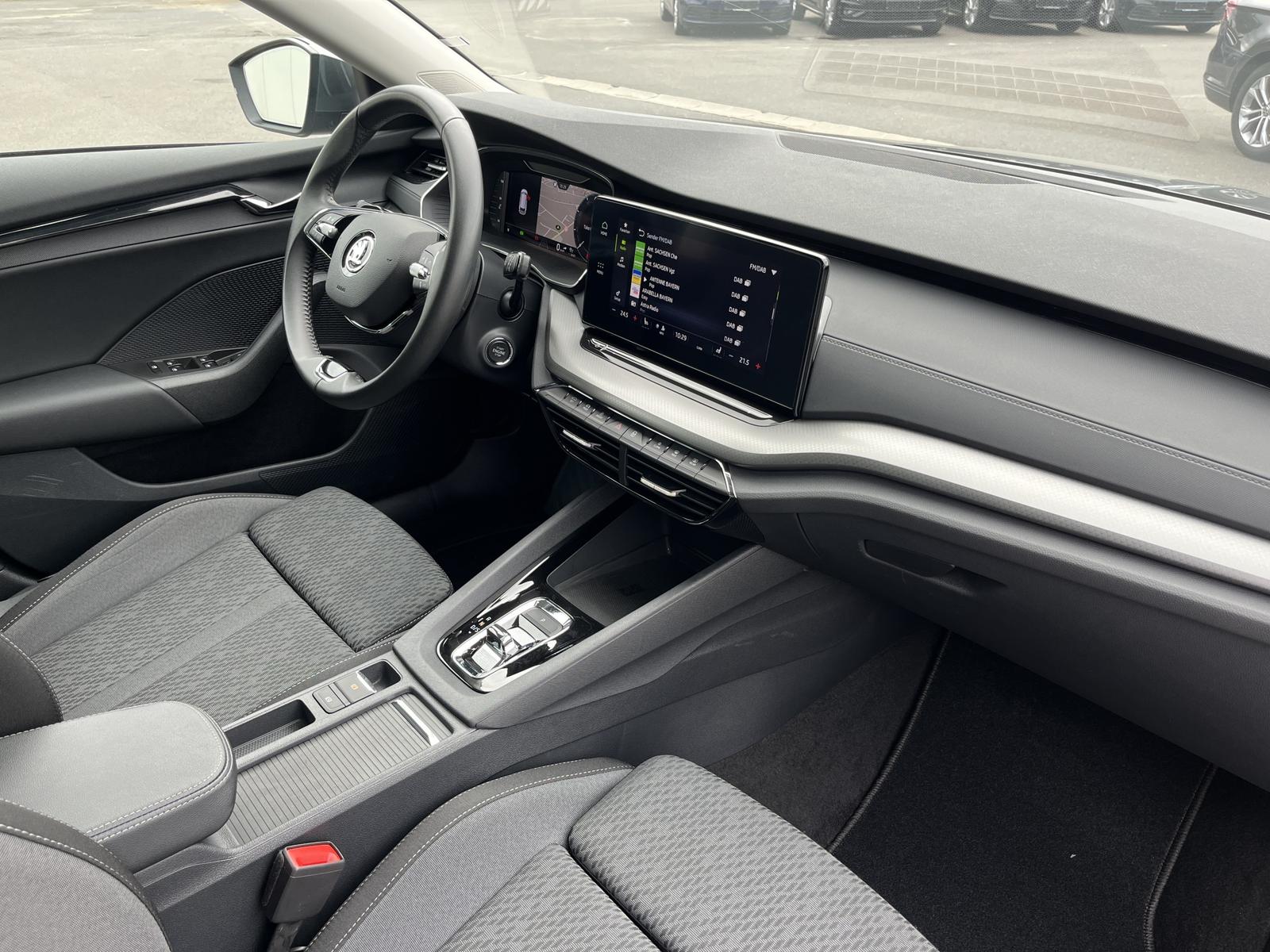 Skoda Octavia Combi 2.0 TDI DSG Blackline 141€ m.20% A