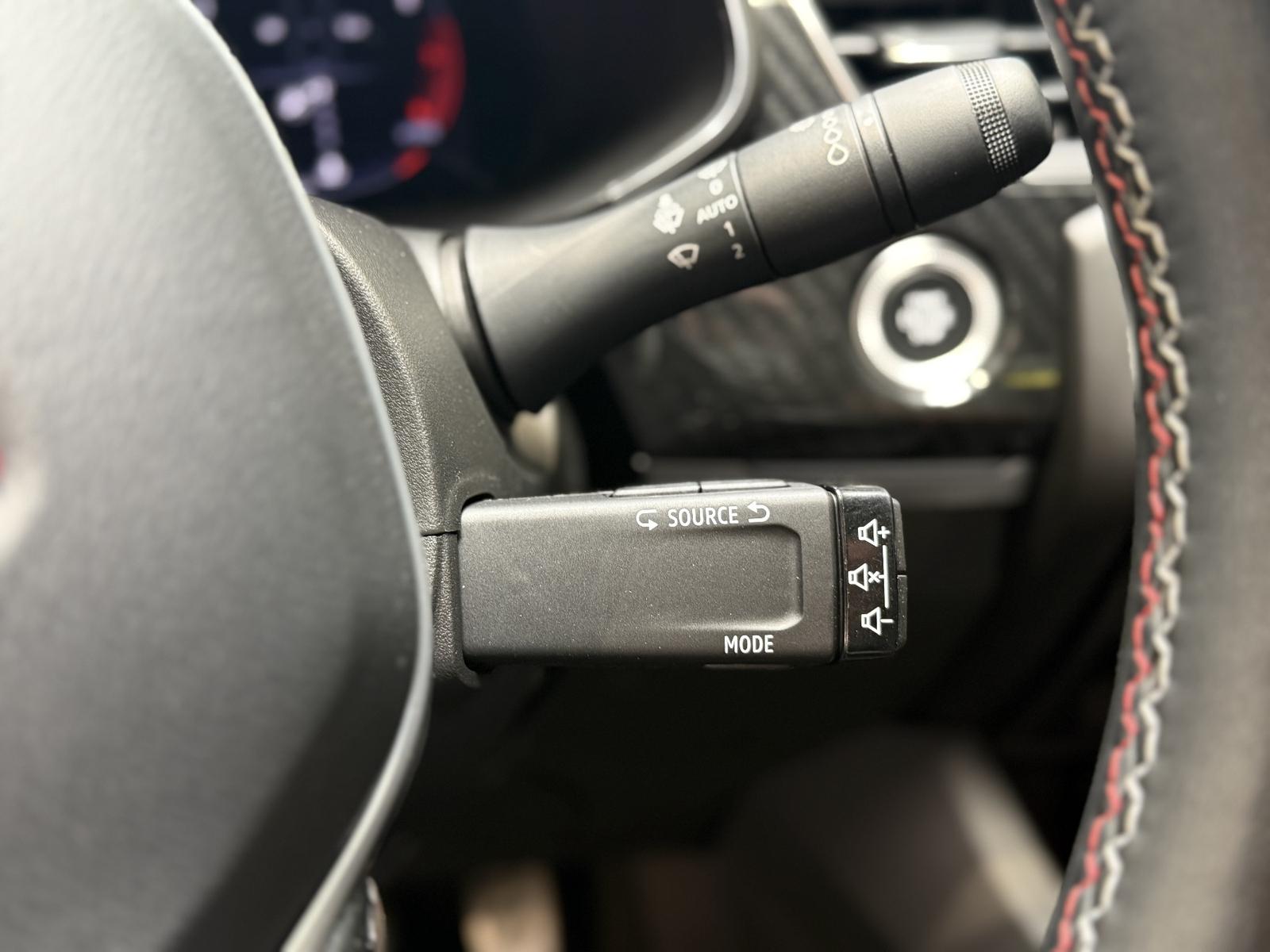 Renault Arkana R.S. LINE TCe 160 PS EDC Mild Hybrid, миниатюра 25