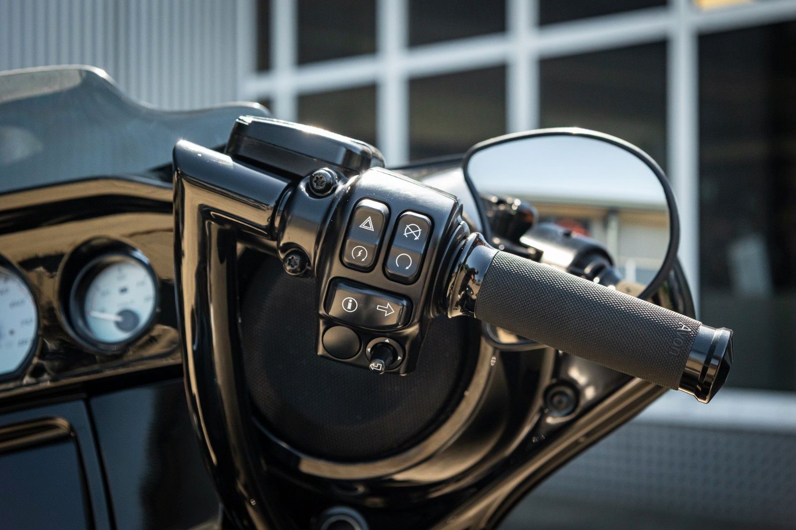 Fahrzeugabbildung Harley-Davidson FLHXS Street Glide - Jekill&Hyde -Wilbers