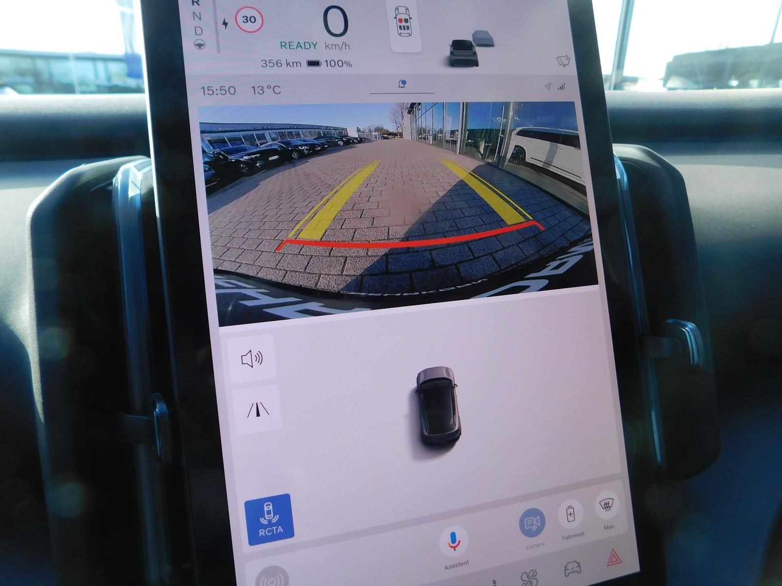 Fahrzeugabbildung Volvo EX30 single Motor ext. Range Plus Black Edition