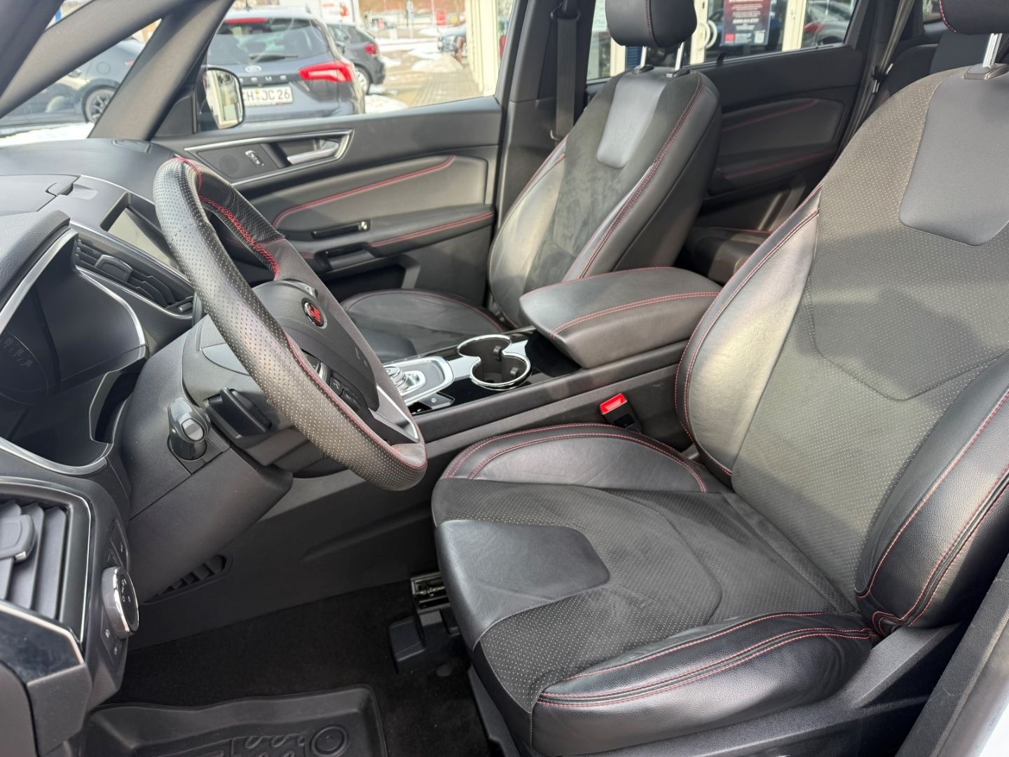 Fahrzeugabbildung Ford S-Max ST-Line ACC LED TWA RFK Pano AHK Navi el.