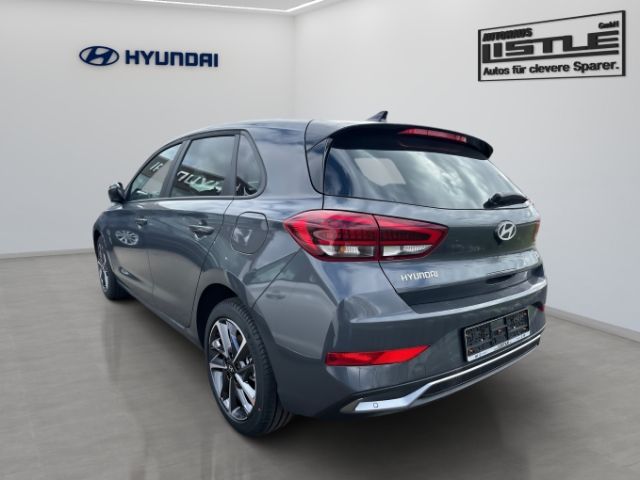 Fahrzeugabbildung Hyundai i30 Advantage Plus 1.0 T-GDI EU6e Navi Digitales