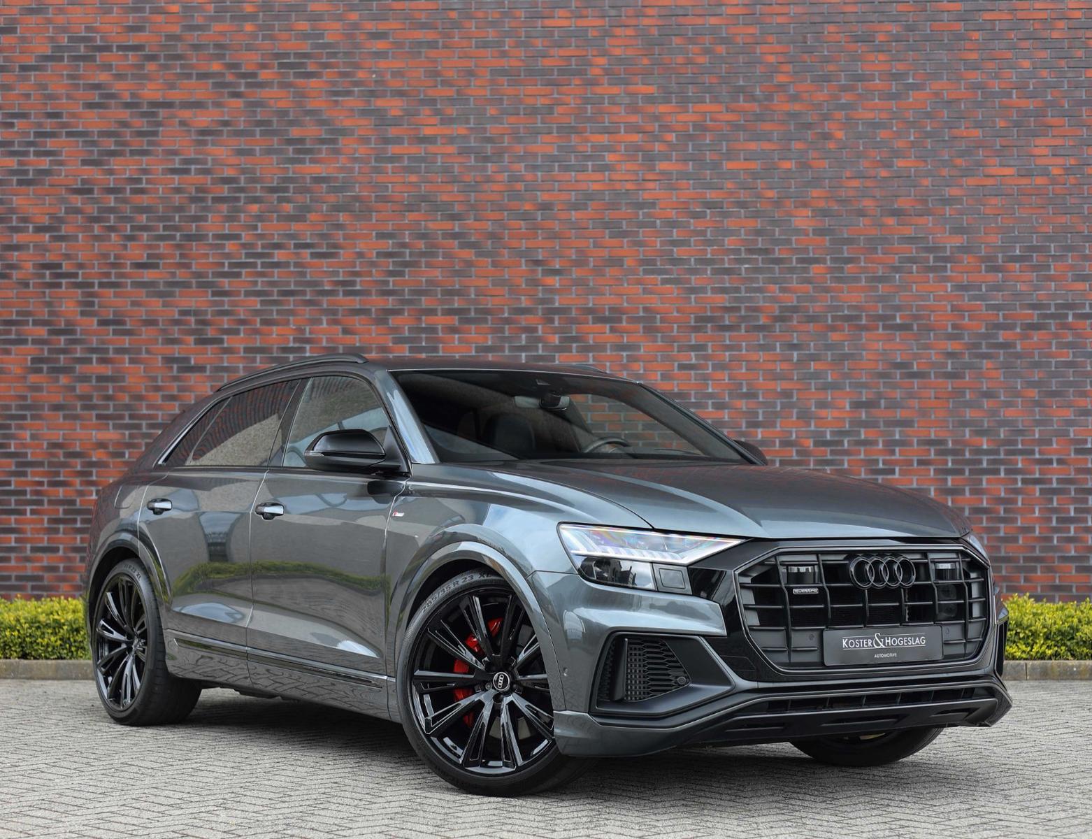 Audi Q8 60 TFSIe Quattro | AHK - HUD