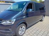 Volkswagen T6 Caravelle Lang Automatik 4 Motion - blaue Volkswagen T6 Caravelle
