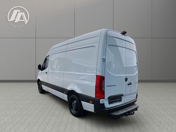 Mercedes Sprinter - 2