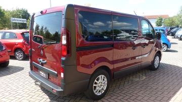Renault Trafic Bus 2,0 BLUE dCi 150 PS 3,0t mit AHZV 8 S
