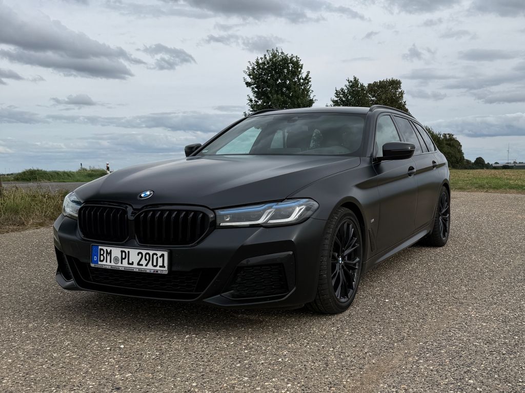 Image of BMW 530