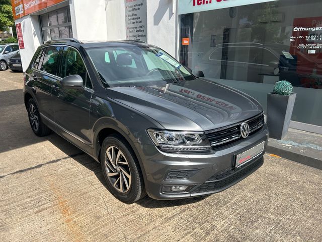 Fahrzeugabbildung Volkswagen Tiguan Sound+Panorama+Navi+PDC+BT+SHZ+LED+1.Hand