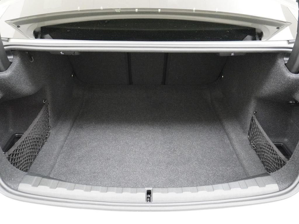 BMW 320 3-serie 320i High Executive M-pack | kamera