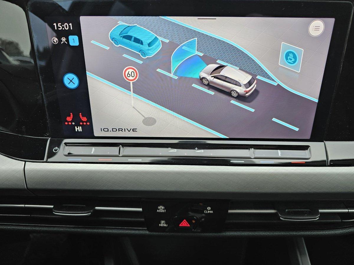 Volkswagen Golf VIII Variant 2.0 TDI Life Automatik AHK ACC, миниатюра 18