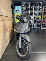 Piaggio LIBERTY 125 E4 S ABS inkl. Topcase //SCHNÄPPCHEN - ROLLER I