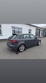 Audi A3 35 TFSI cod sport Sportback sport - Audi A3 von privat