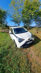 Toyota Aygo (X) 1,0-l-VVT-i x x