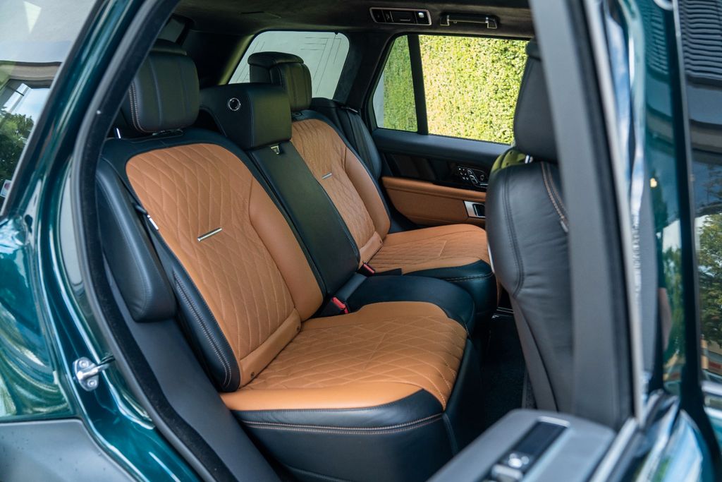 Land Rover RangeRover SV Autobiography Dynamic/ STANDHZG. Land Rover RangeRover SV Autobiography Dynamic/ STANDHZG.