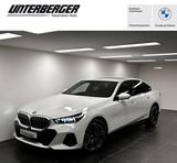 BMW 550e xDrive Lim. M Sportpaket B&W Drivingass. Pr - weiße BMW 550