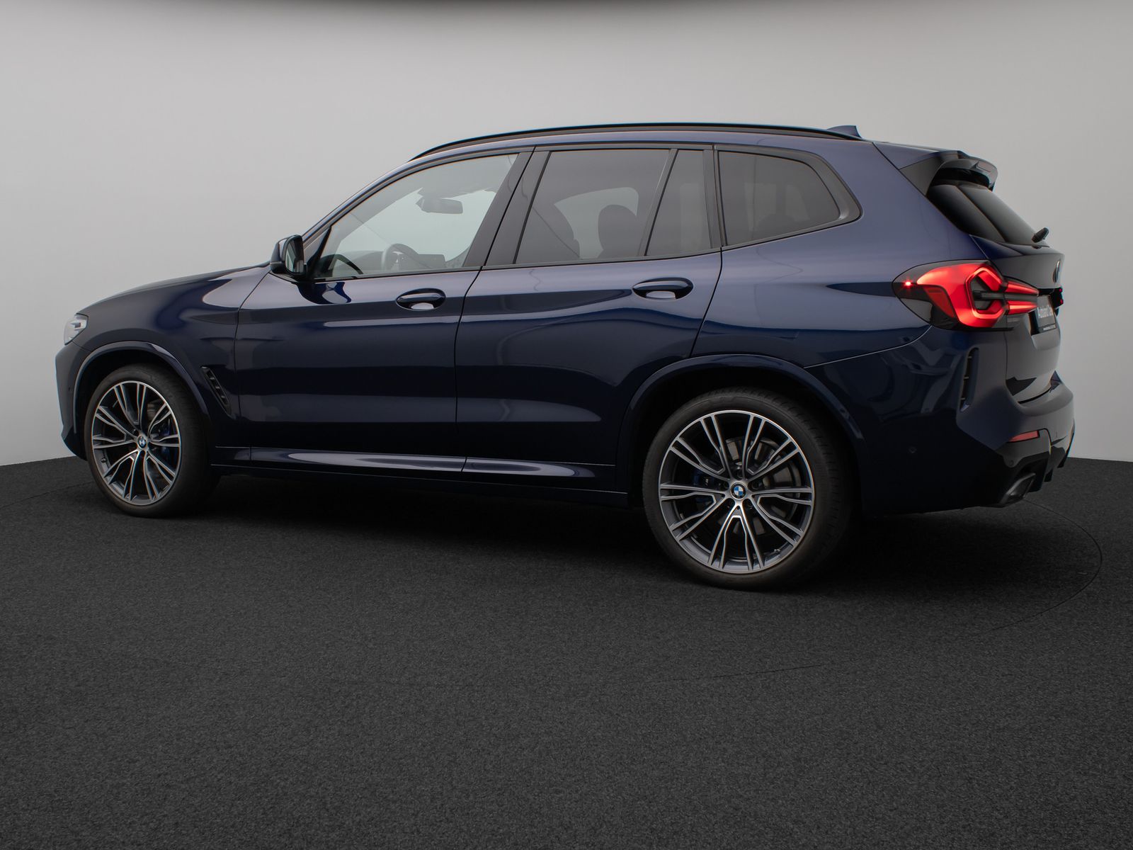 Fahrzeugabbildung BMW X3 xD30d M Sport Panorama Kamera DAB H/K 21Zoll