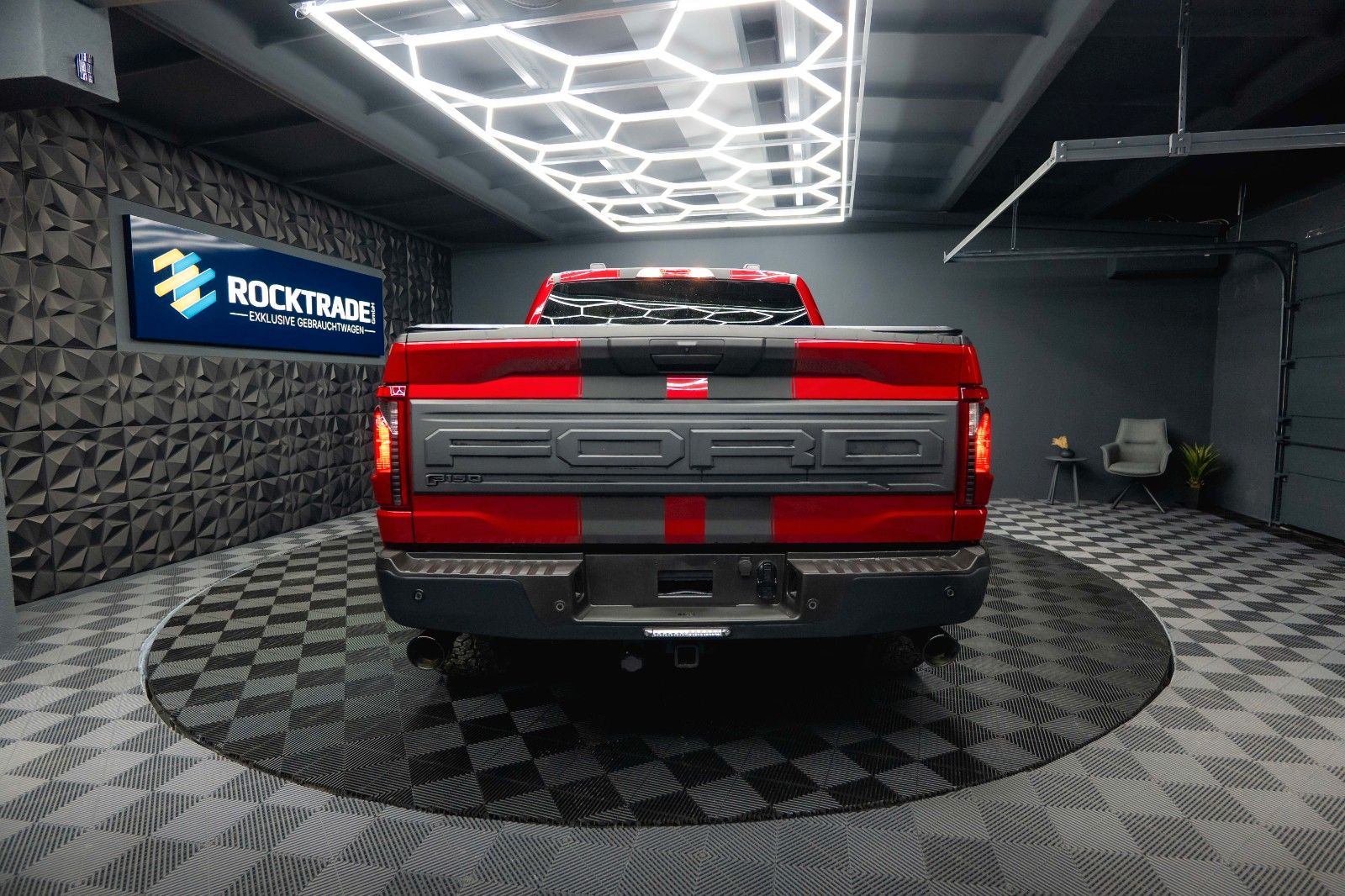 Fahrzeugabbildung Ford F150 5.0L V8 4x4 Offroad SuperCrew RAPTOR 19%