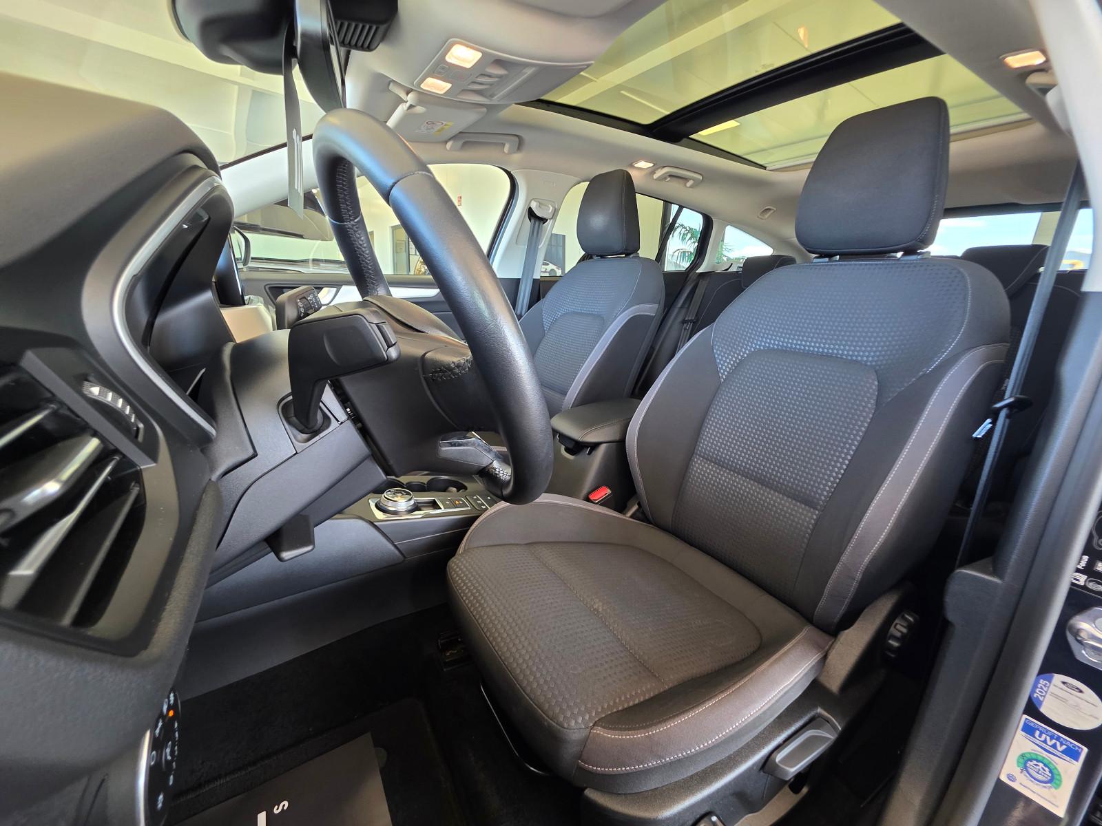 Ford Focus Tur. Titanium*Led*Ahk*Acc*Kamera*Pano*B&O*