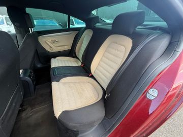Volkswagen CC - 9