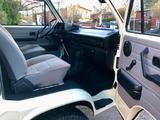 Volkswagen T3 Caravelle Syncro - weiße Volkswagen T3