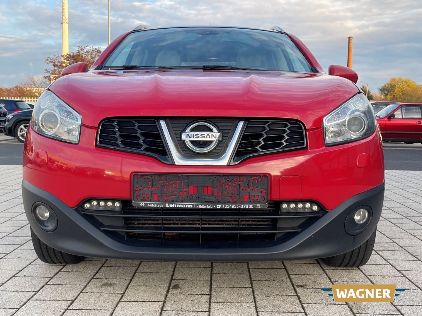 Fahrzeugabbildung Nissan Qashqai+2 Tekna 4X4 Automatik Klimaautomatik 7-S