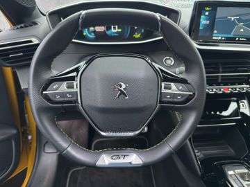 Peugeot 208 e- 136 (e-)GT Pack Kam.+KeyLess+LED+Navi