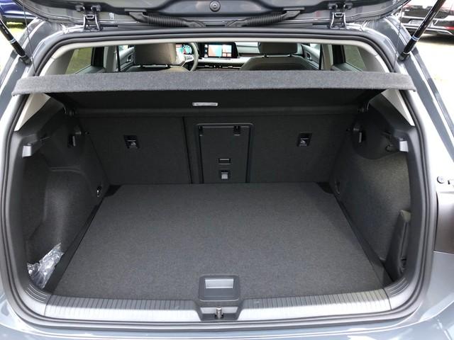 Volkswagen Golf VIII Lim. 1.5eTSI DSG Active PANO+MATRIX+HE, миниатюра 9