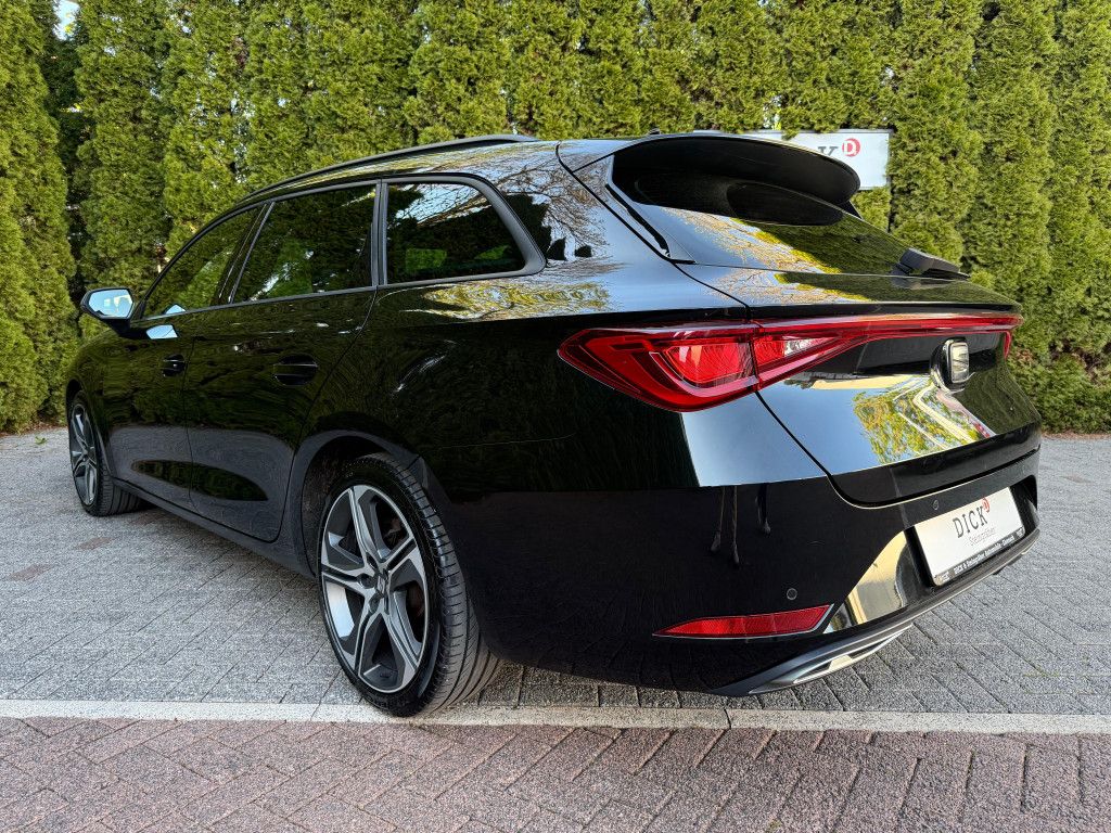 Fahrzeugabbildung SEAT Leon ST 2.0TDI DSG FR-Line LED+SHZ+VIRT+ACC+MEMO