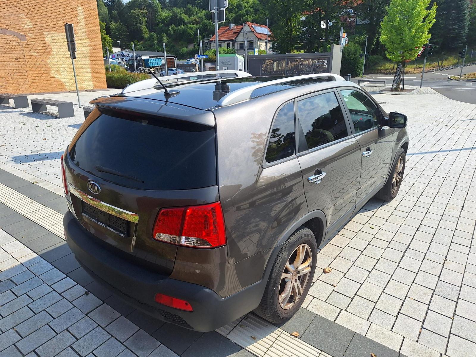Kia Sorento 2012 — photo 8