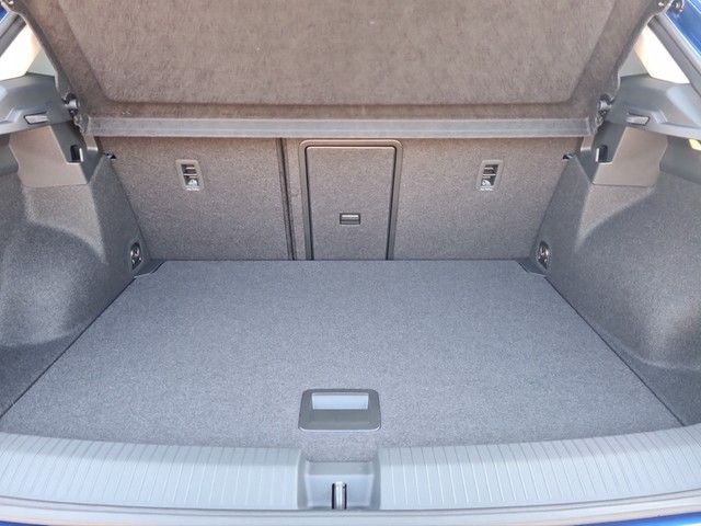 Fahrzeugabbildung Volkswagen T-Roc 1.0 TSI Move AHK Navi LED AID ACC Park-Ass