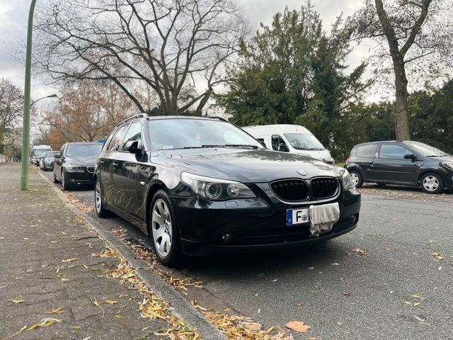 BMW Bmw e61 523i