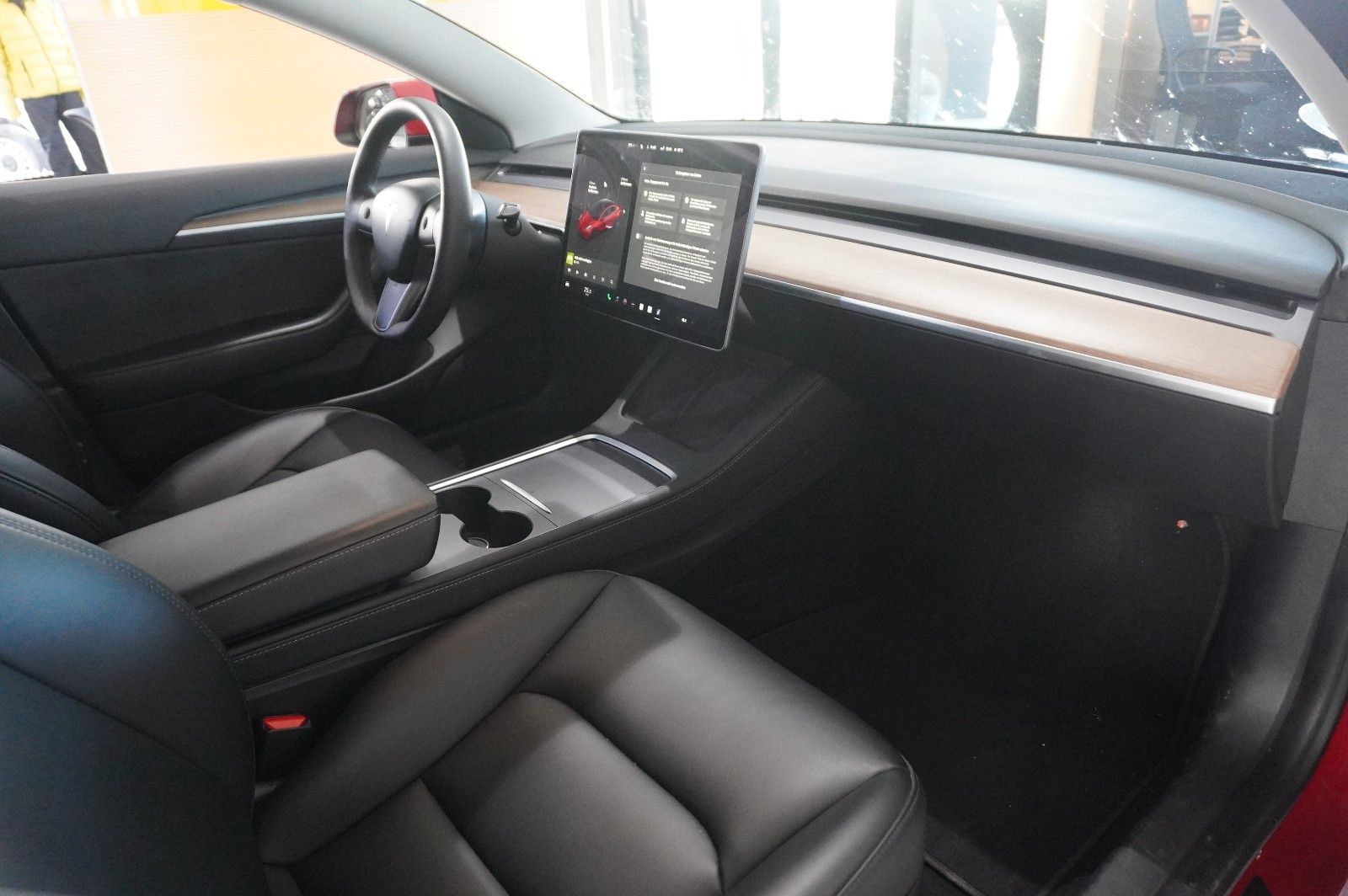 Fahrzeugabbildung Tesla Model 3 PERFORMANCE DUAL-MOTOR NAVI/LED/SH/AMD