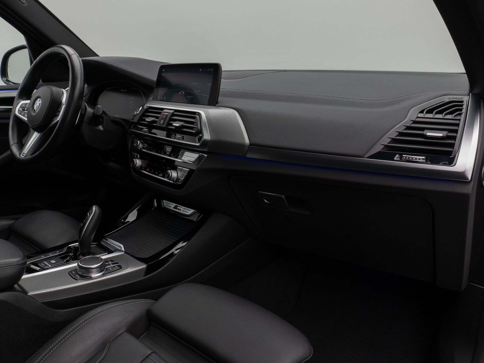 Fahrzeugabbildung BMW X3 M40d Panorama 360°HUD DAB HiFi AHK Komfort