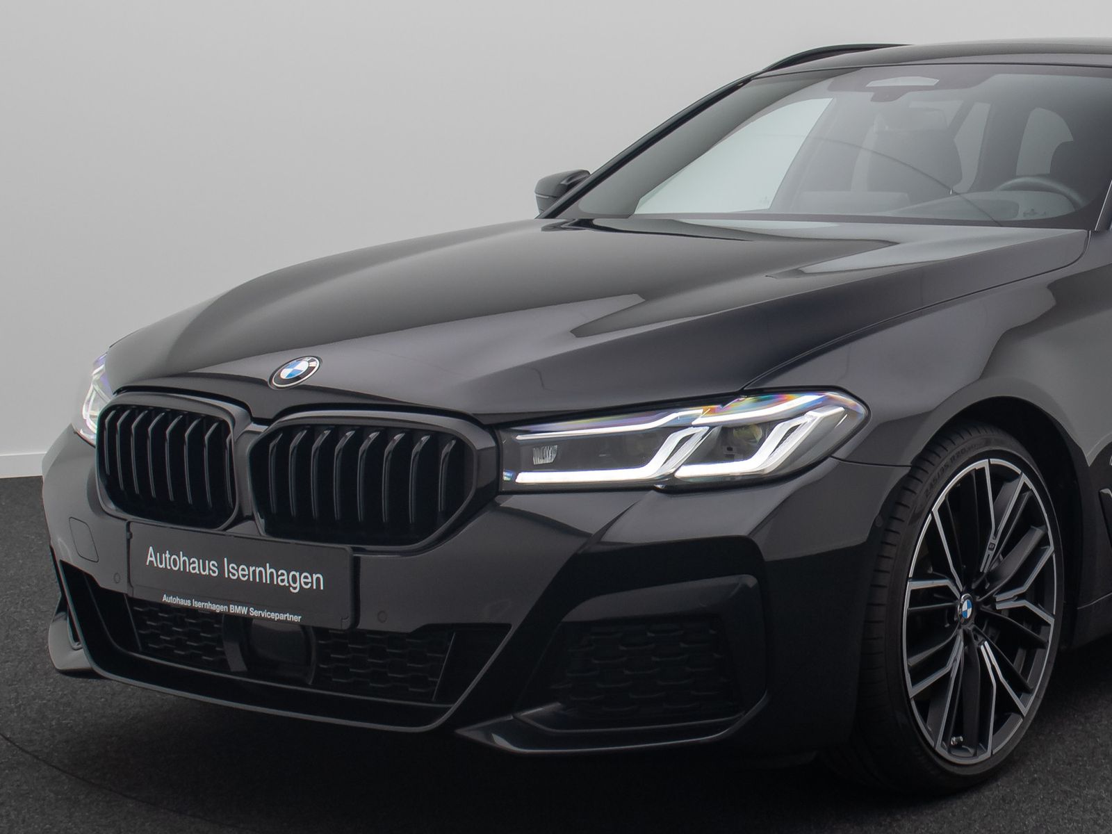 Fahrzeugabbildung BMW 540d xD M Sport Panoram Laser Kamera HUD DAB H/K