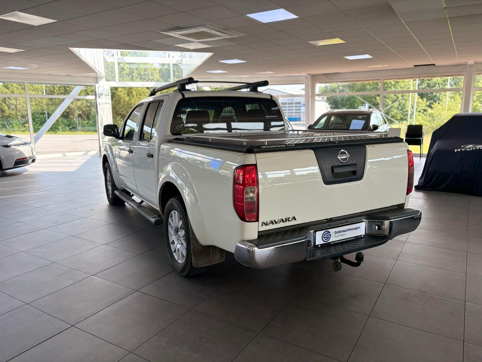 Nissan Navara Pickup Doppelkabine Business 4X4 BOSE RFK