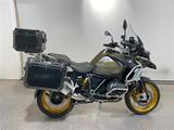 BMW R 1250 GS Adventure mit Koffern - MOTORRAD 125