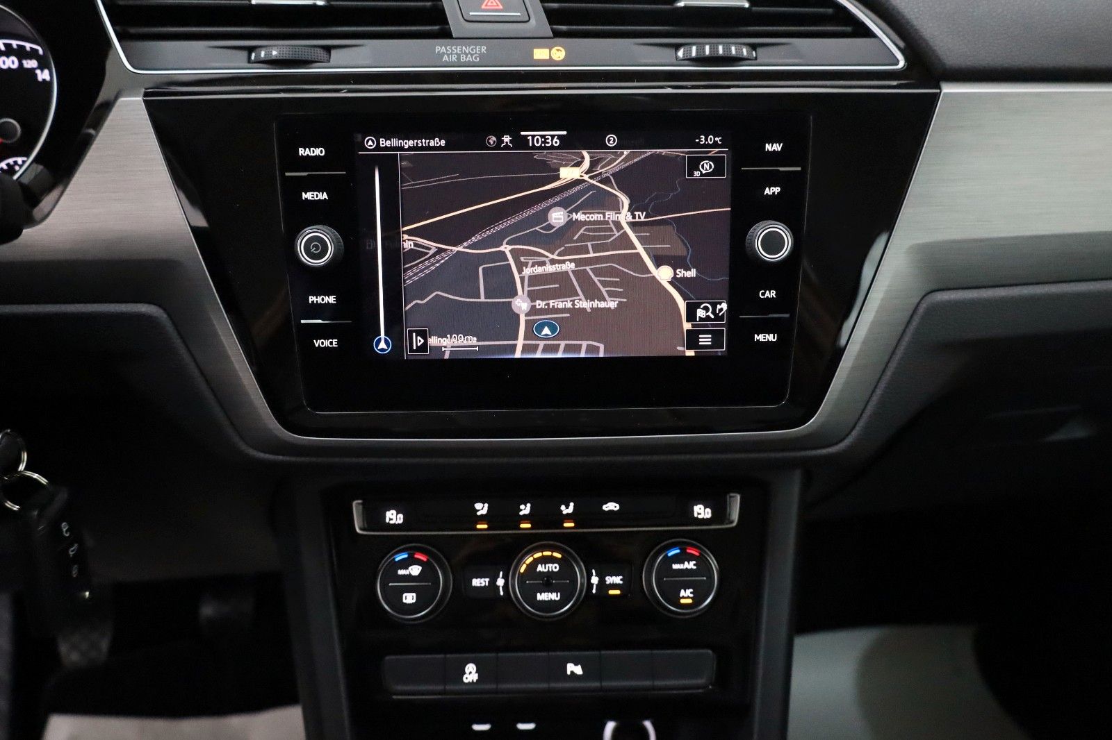 Fahrzeugabbildung Volkswagen Touran Comfortline 7 Sitzer,Navi,SH,PDC,ACC,AHK