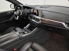 Fahrzeugabbildung BMW X6 40d xD M Sport B&W TV LUFT LASER MASSAGE SKY