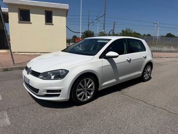 Volkswagen Golf - 2