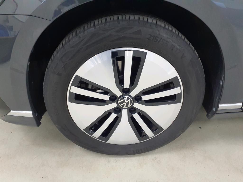Volkswagen Passat Variant GTE 1.4 TSI DSG AHK*RFK*PDC*Tempo