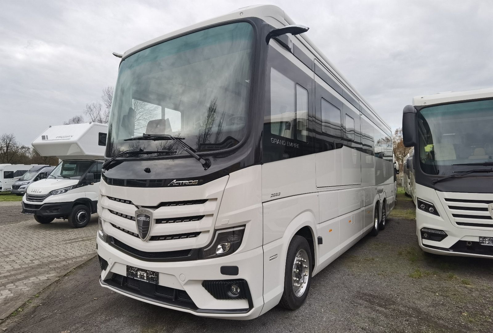 Fahrzeugabbildung Morelo Grand Empire 120 GSO Slide-Out M25 *Aktionspreis