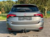 Fiat Tipo 1.6 Multijet Klimaauto Navi AHK Kamera - Fiat Tipo mit Anhängerkupplung