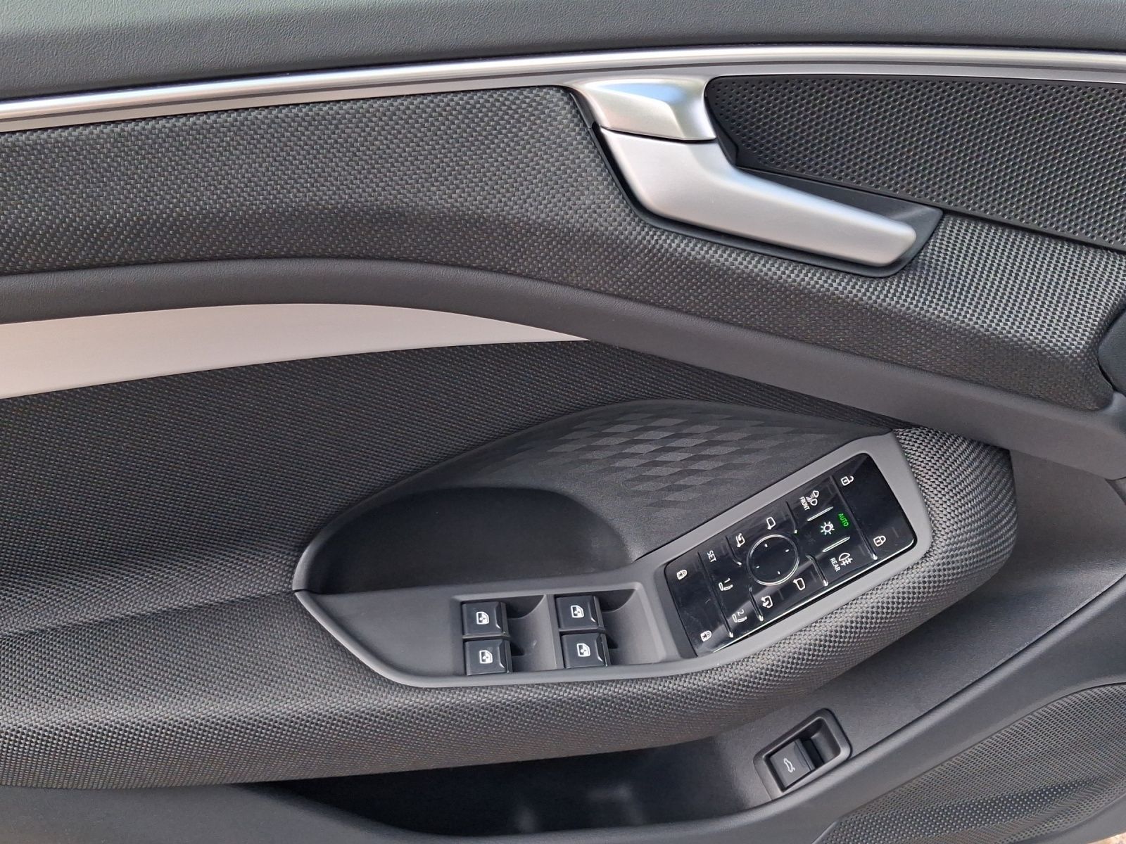 Audi A6 - Bild 8