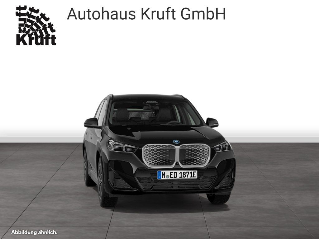 BMW iX1 - Bild 11