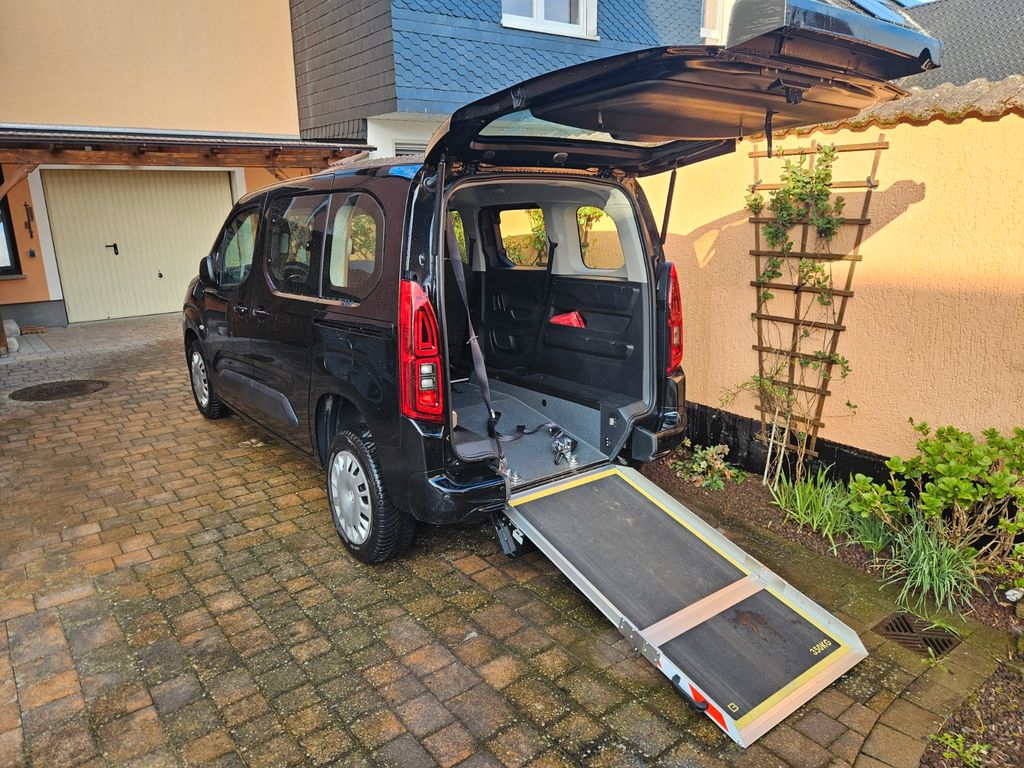Image of Opel Combo
