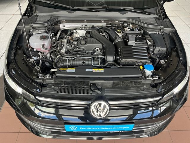 Fahrzeugabbildung Volkswagen Golf 1.5 eTSI DSG GOAL MATRIX NAVI AHK GJR