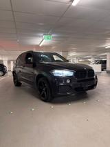 BMW X5 40e - BMW 540 in Frankfurt (Main)